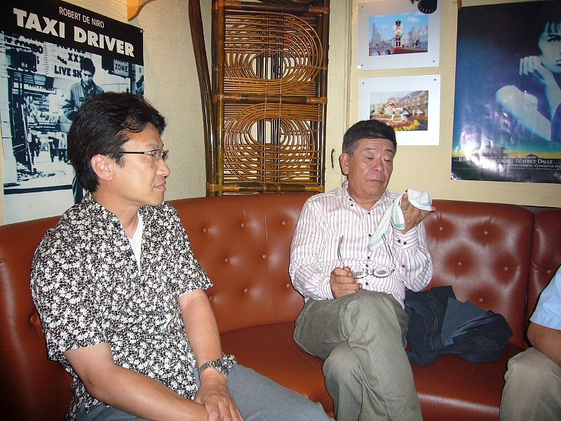 2008_0816_214436AA.JPG