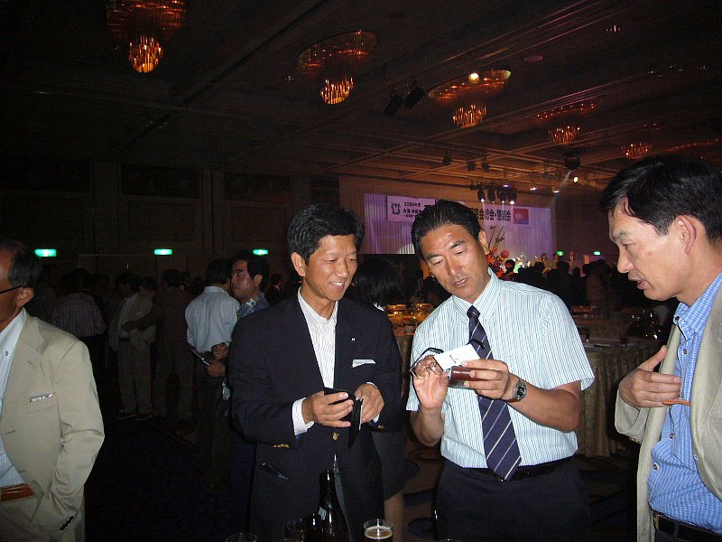 2009_0620_204926AA.JPG