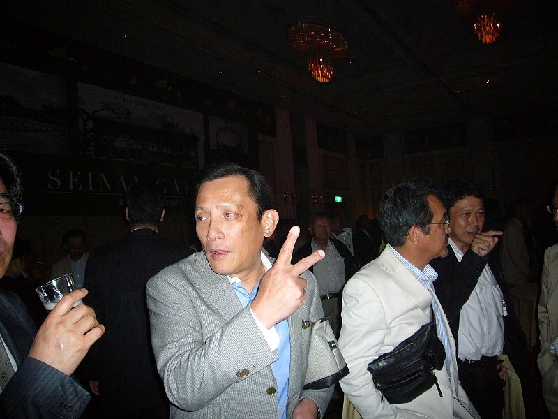 2009_0620_204932AA.JPG