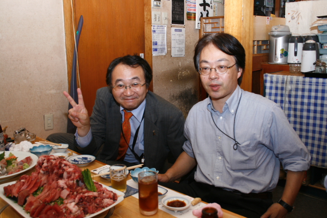 1J2007_0518AT.JPG